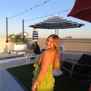 Meet your Posher, Alexa